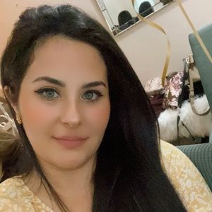 Meet your Posher, Sahar